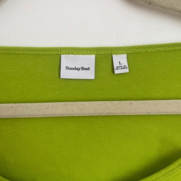 Aritzia Sunday Best Keyhole Long Sleeve Lime (L) - Picture 2 of 3